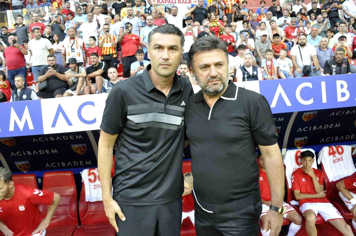 Trendyol Süper Lig: Kayserispor: 1 Sivasspor: 1 (Maç devam ediyor)