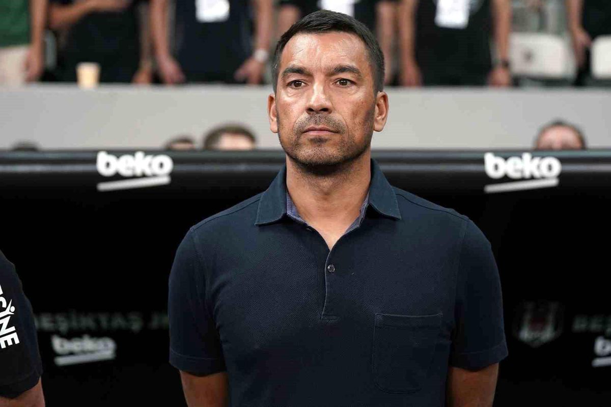 Beşiktaş, Antalyaspor maçında tek değişiklikle sahaya çıktı