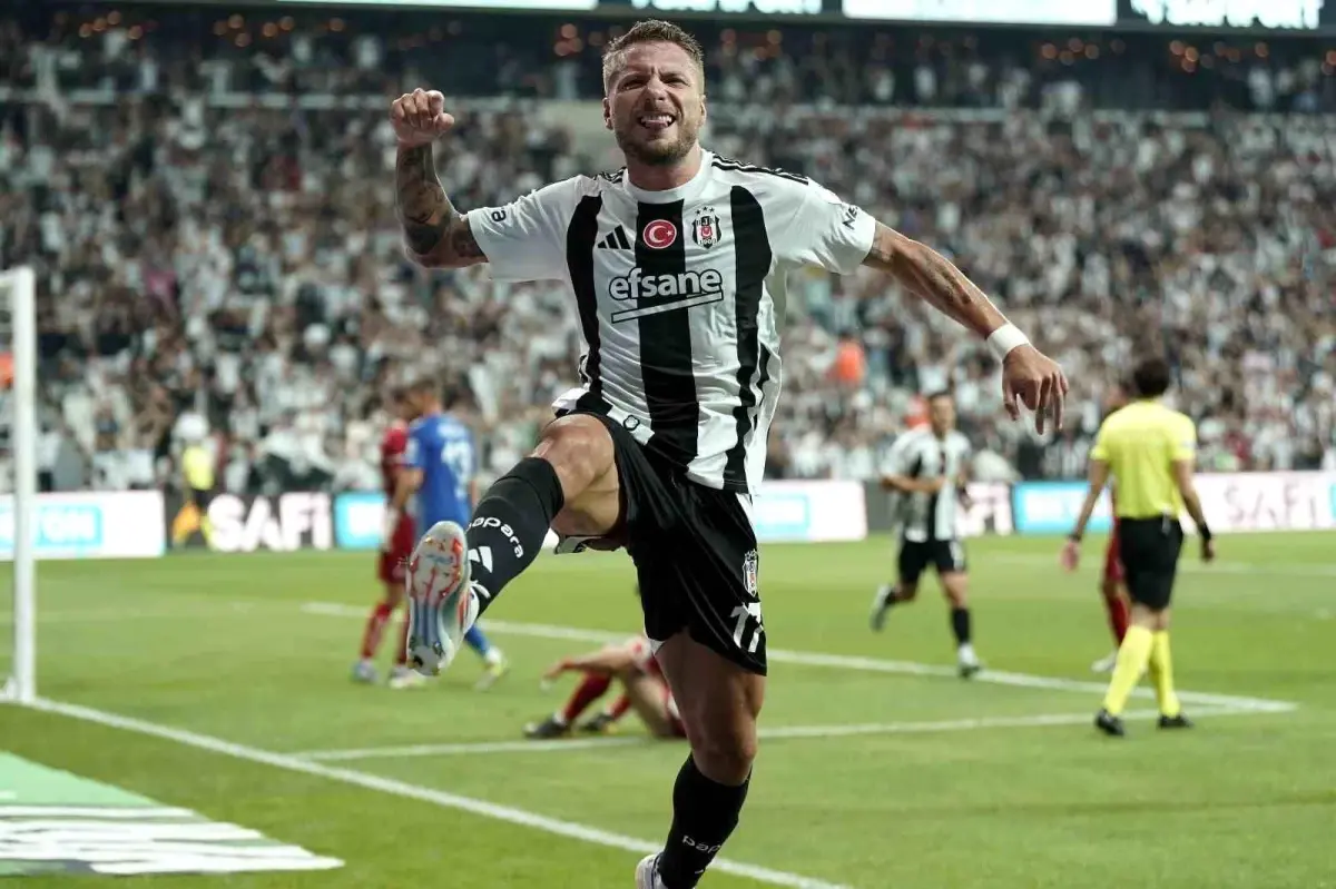 Beşiktaş\'ın İtalyan forveti Ciro Immobile, Antalyaspor maçında 2 gol attı