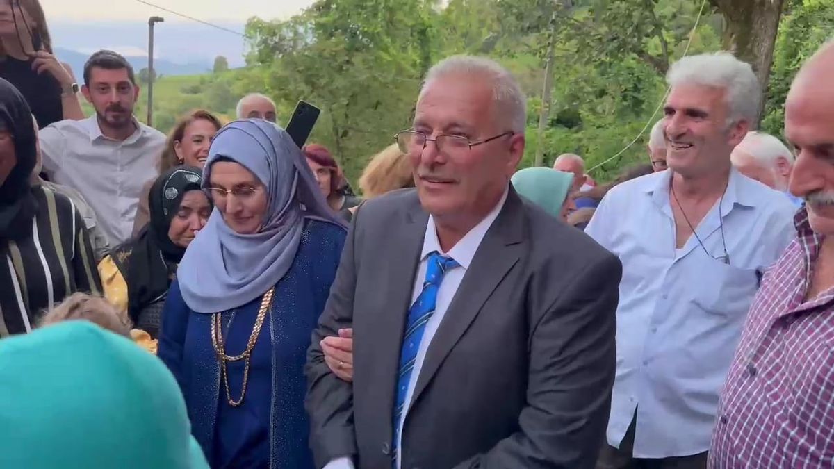 36 Yıl Sonra Yapılan Düğün Köylülerin Katılımıyla Gerçekleşti