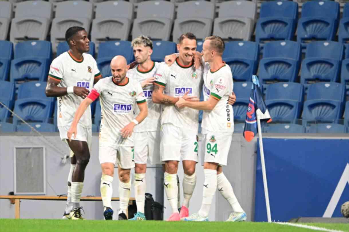 RAMS Başakşehir, Alanyaspor'u sahasında 4-2 yendi