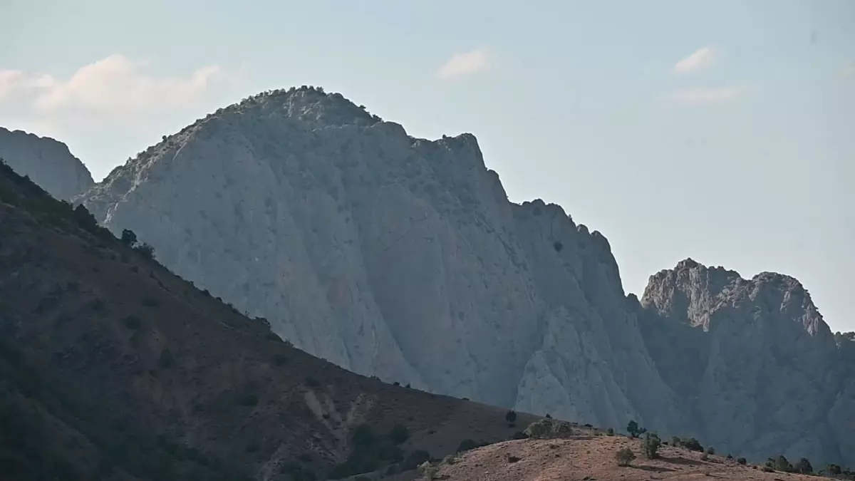 Yozgat\'ta \'Saklı Cennet\' Kanyonunda İlginç İnsan Silueti