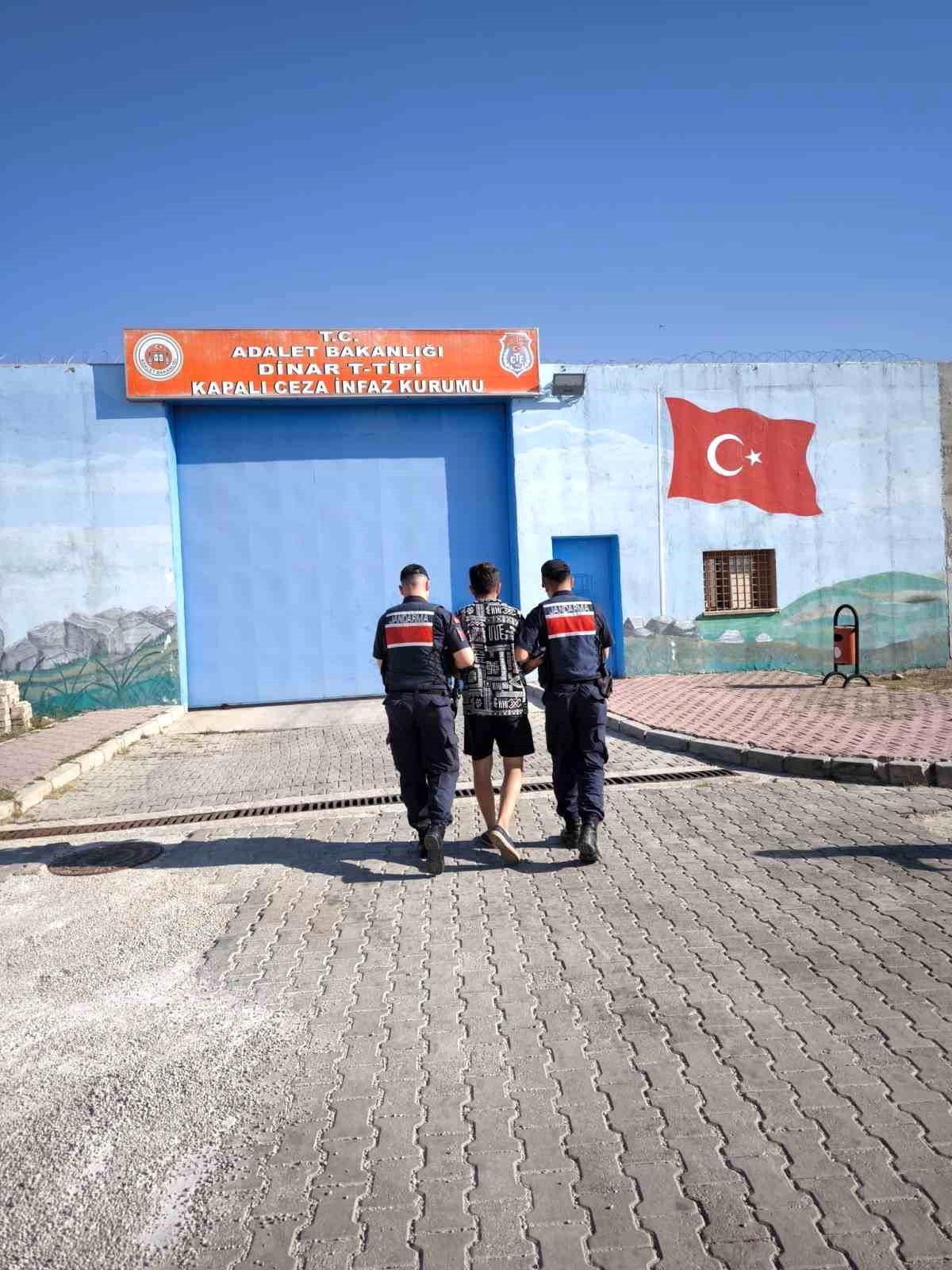 Afyonkarahisar\'da Kasten Yaralama Suçundan Aranan Şahıs Yakalandı