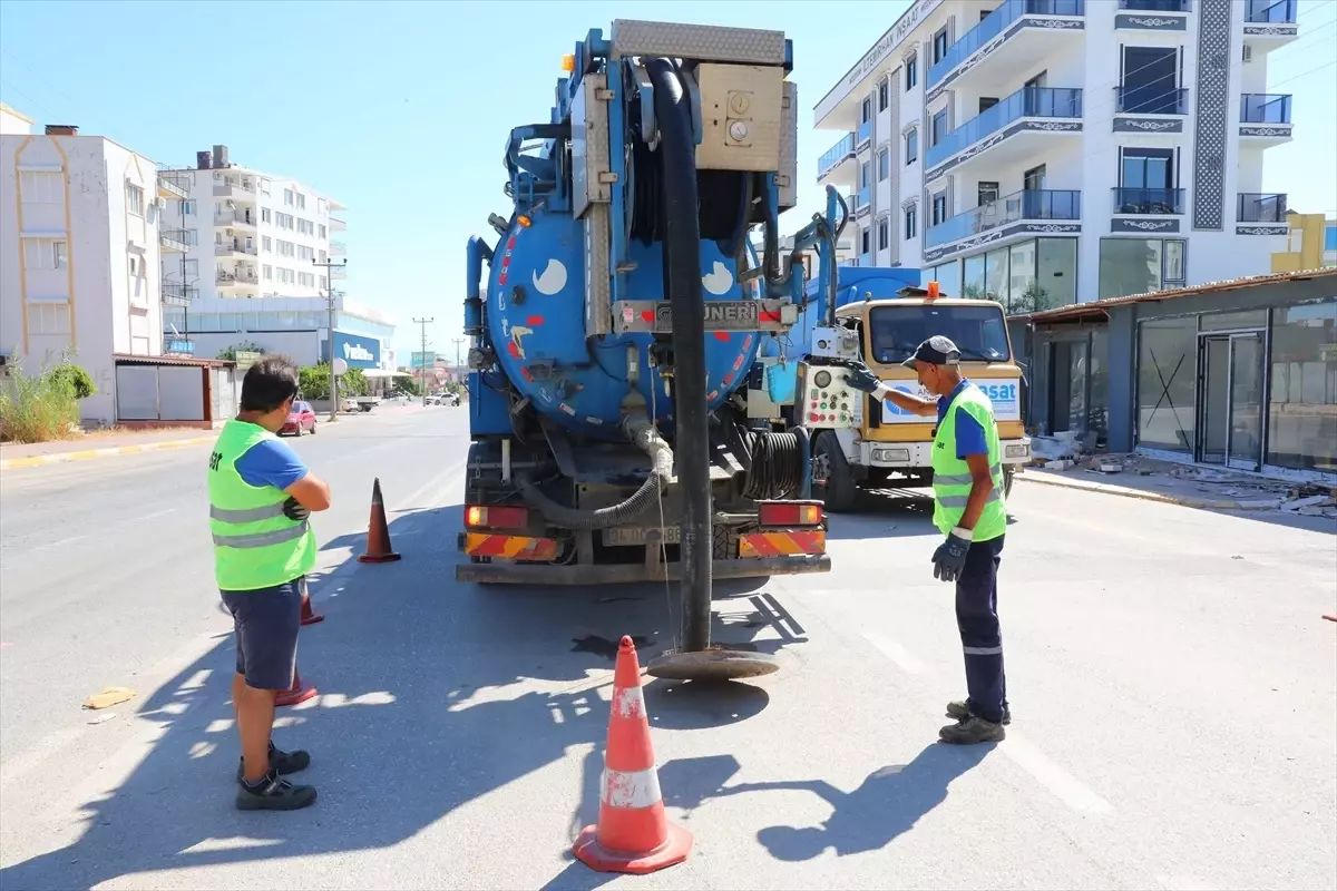 ASAT, Kepez\'deki 28 mahallede kanalizasyon hatlarını temizledi