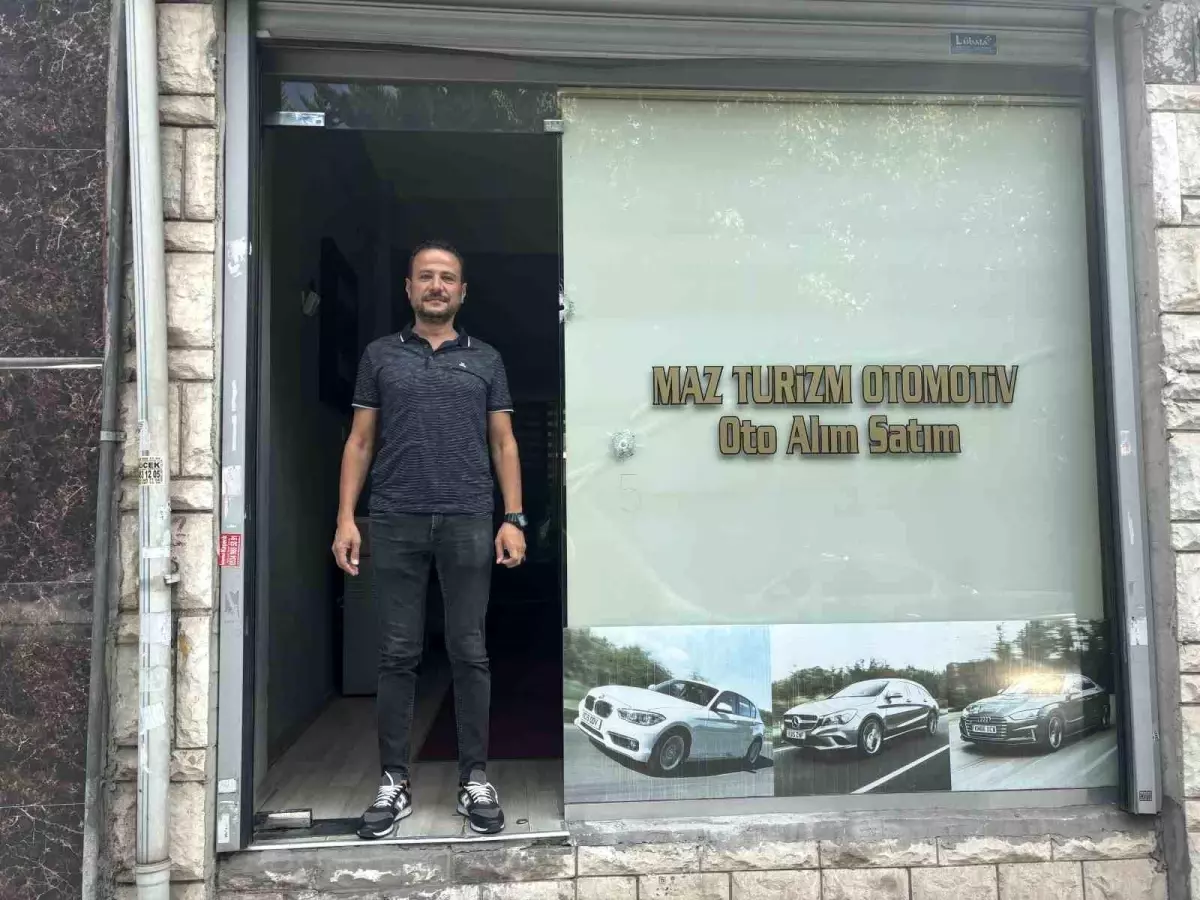 Bayrampaşa\'da Motosikletli Şahıs İşyerine Ateş Açtı