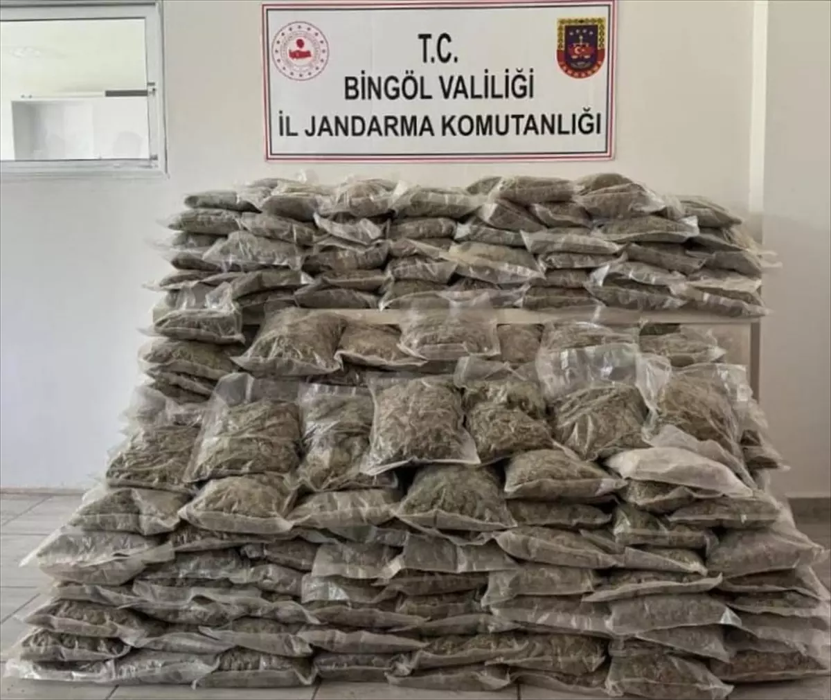 Bingöl\'de 153 Kilo Esrar Ele Geçirildi