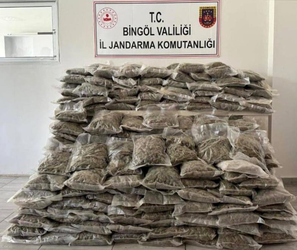 Bingöl\'de 153 Kilo Uyuşturucu Madde Ele Geçirildi