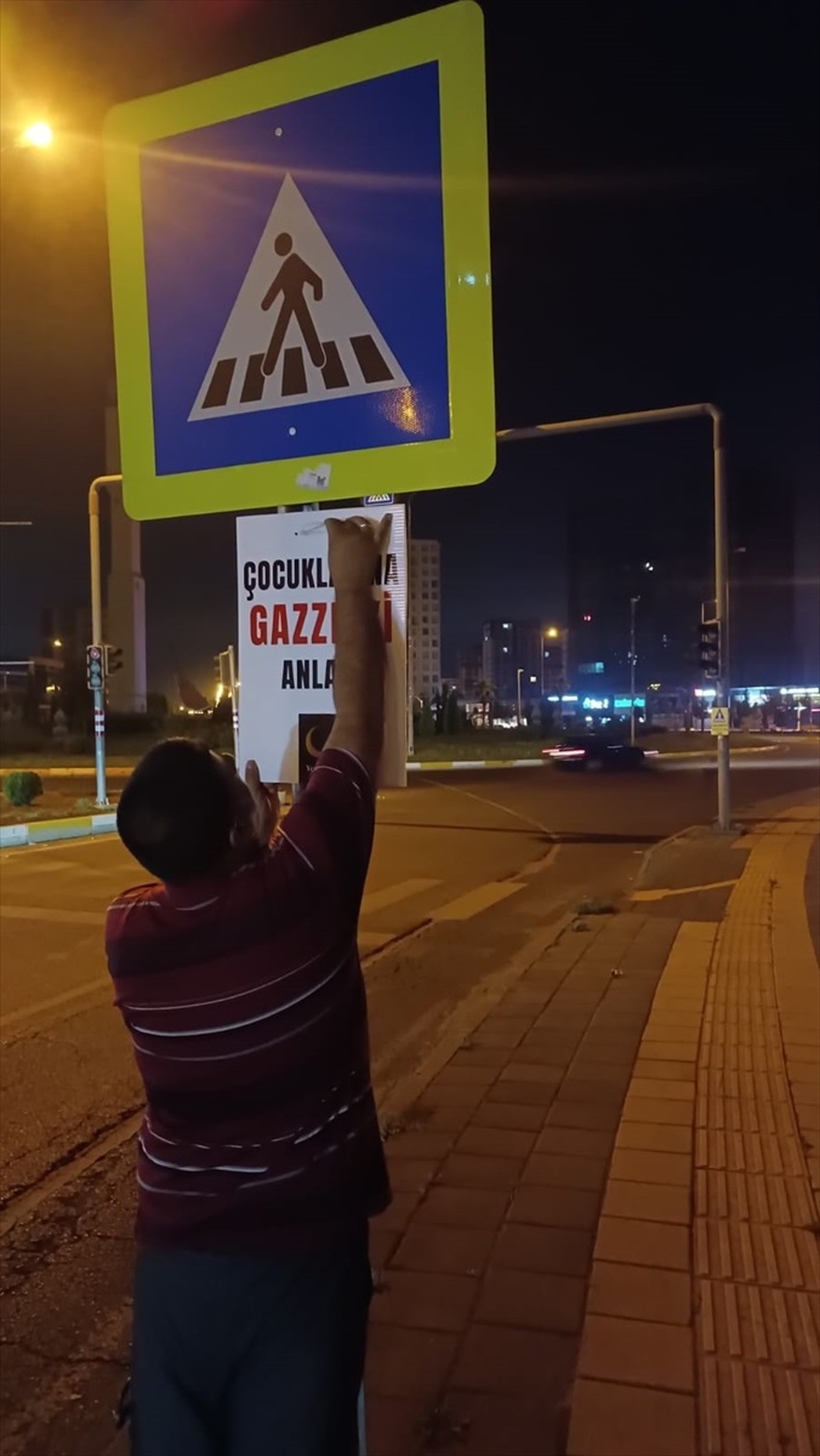 YediHilal Derneği Diyarbakır Şubesinden İsrail\'in Gazze\'ye saldırılarına tepki
