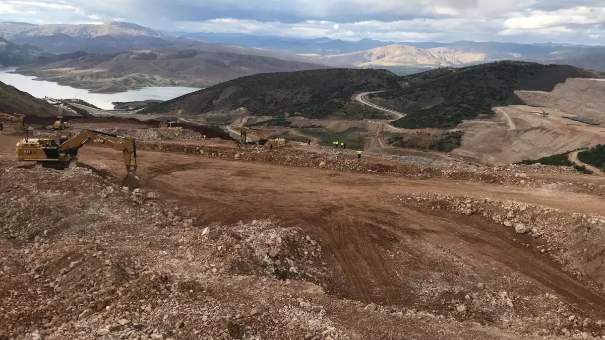 Erzincan\'da altın madeninde yaşanan toprak kayması sonrası 187 işçi işten çıkarıldı