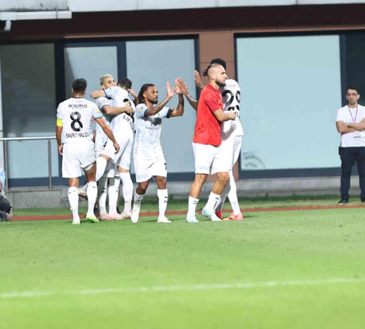 Eyüpspor, Bodrum FK'yı sahasında 4-1 mağlup etti