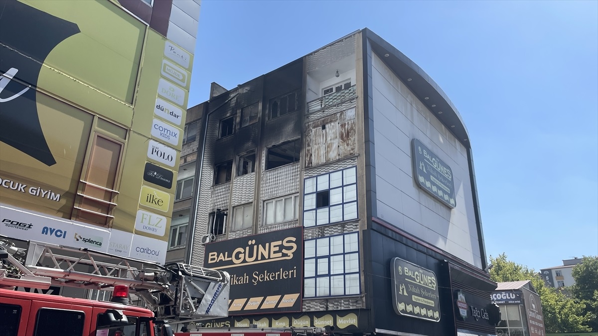 Kayseri\'deki atölyede çıkan yangın itfaiye ekipleri tarafından söndürüldü