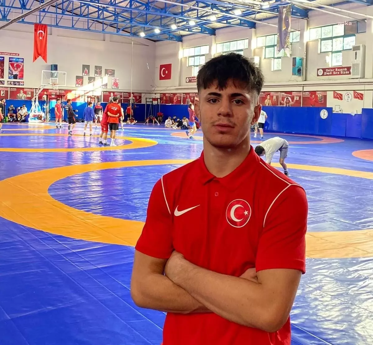 Manisa Büyükşehir Belediyespor Kulübü Güreş Takımı Milli Sporcusu Enes Kamal, U-17 Dünya Şampiyonası\'nda mücadele edecek