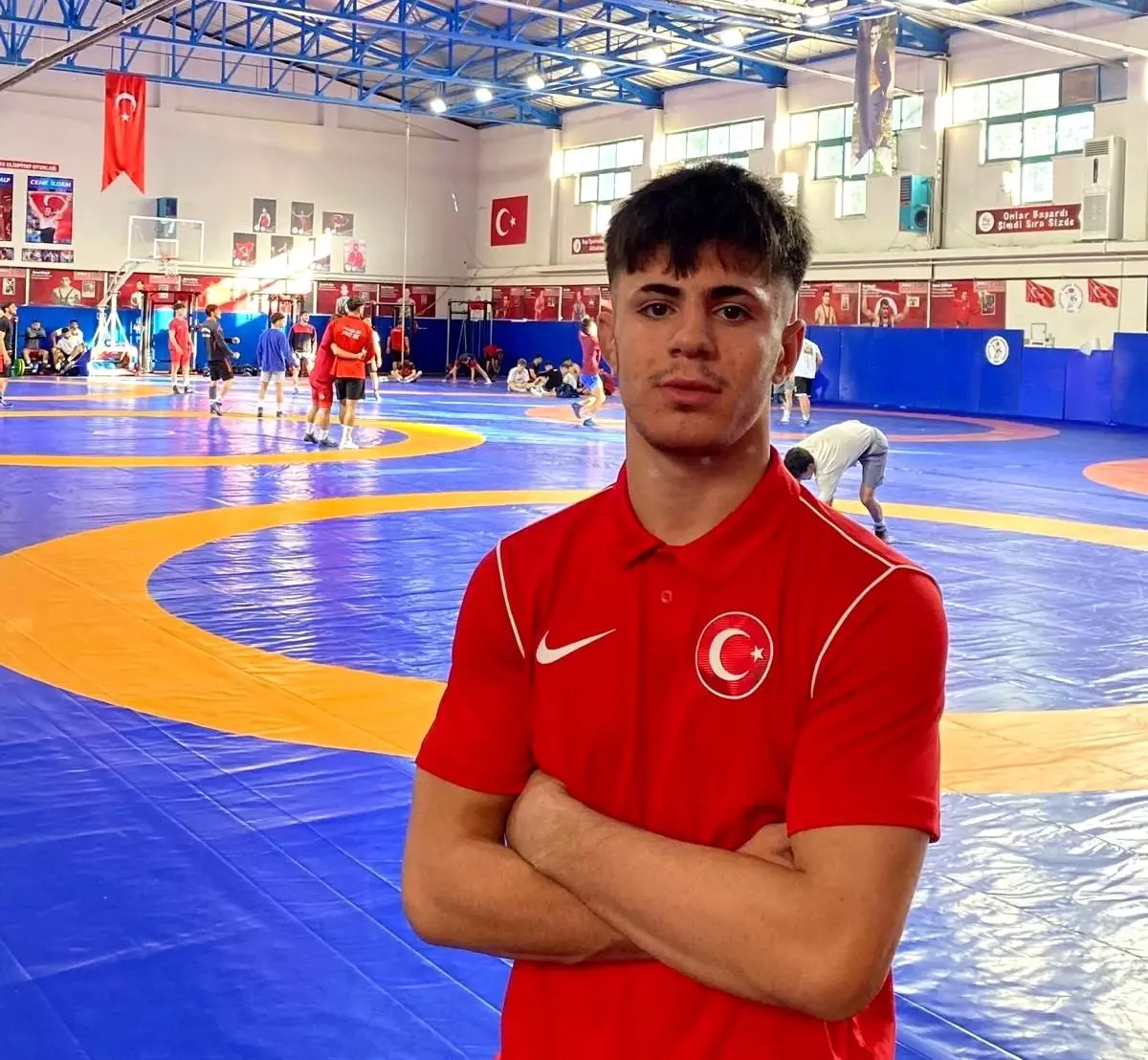 Manisa Büyükşehir Belediyespor Kulübü Güreş Takımı Milli Sporcusu Enes Kamal, U-17 Dünya Şampiyonası\'nda Mücadele Edecek