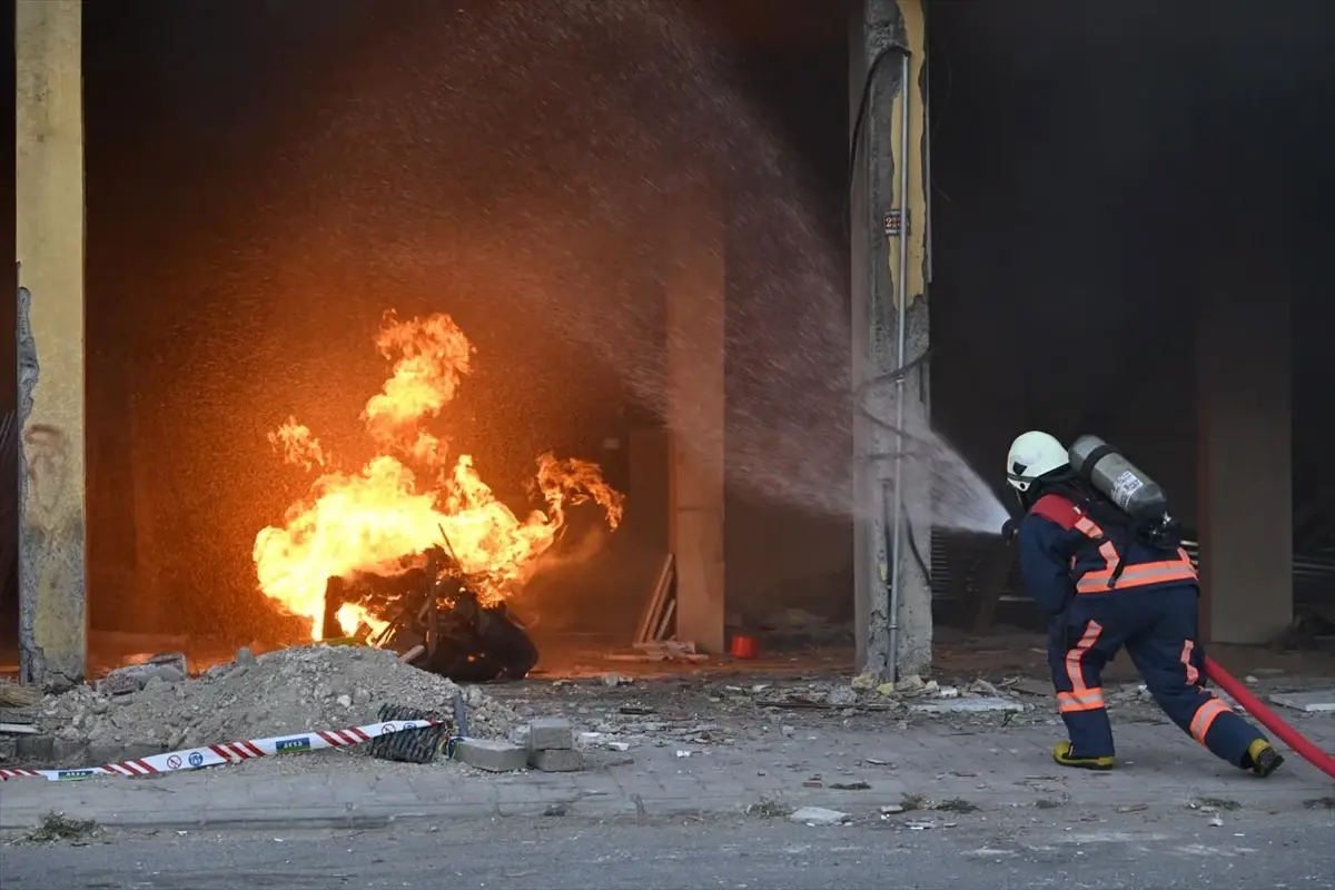 Sivas\'ta deprem ve yangın tatbikatı gerçekleştirildi