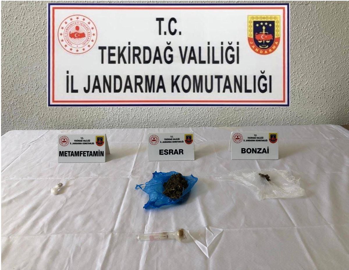 Tekirdağ\'da Uyuşturucu Operasyonları: İki Ayrı Bölgede Maddeler Ele Geçirildi