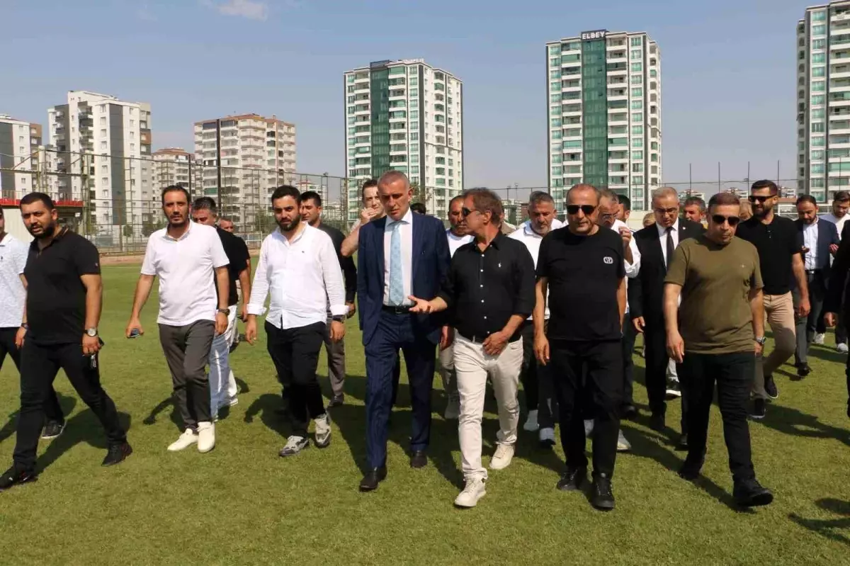 TFF Başkanı İbrahim Hacıosmanoğlu Amedspor Tesislerini Ziyaret Etti