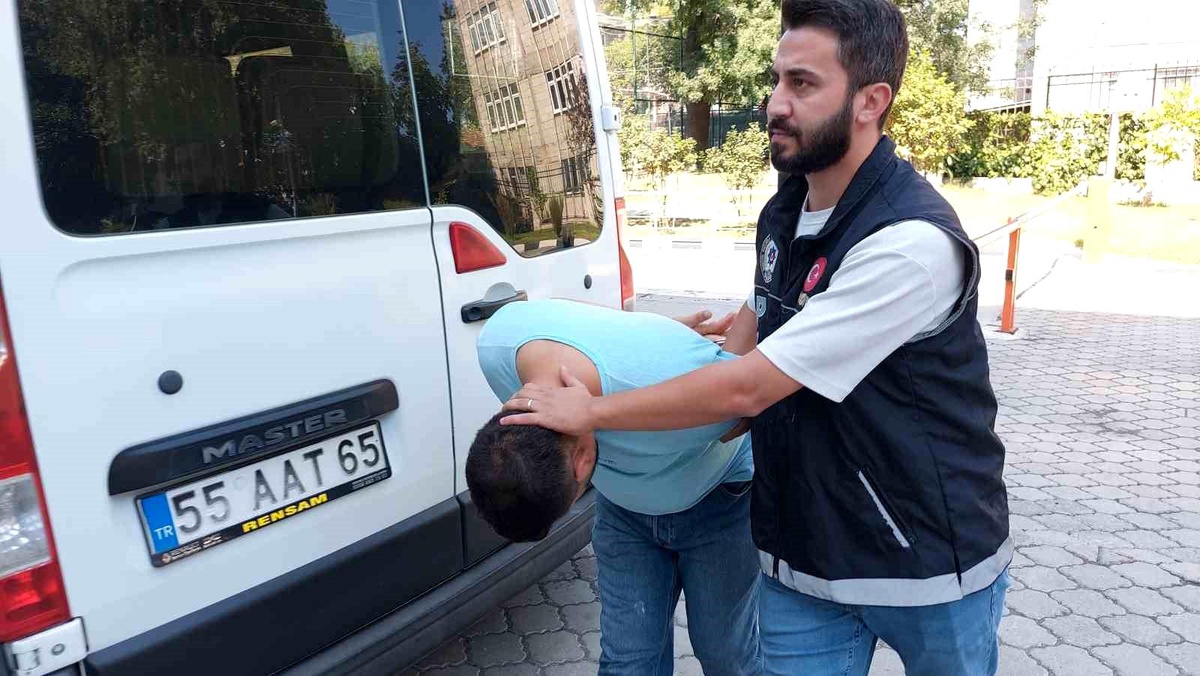 Samsun\'da uyuşturucu hapla yakalanan şahıs tutuklandı