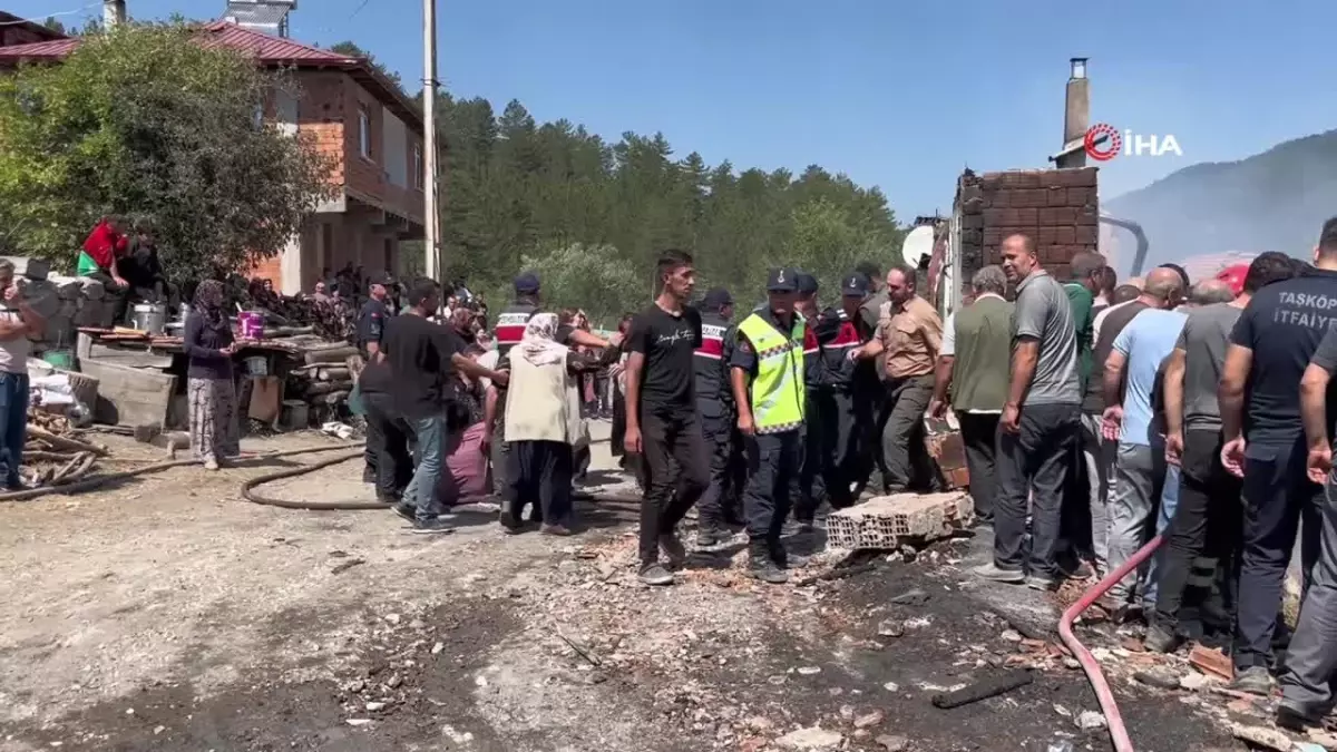 Kastamonu\'da çıkan yangında 16 yaşındaki genç hayatını kaybetti