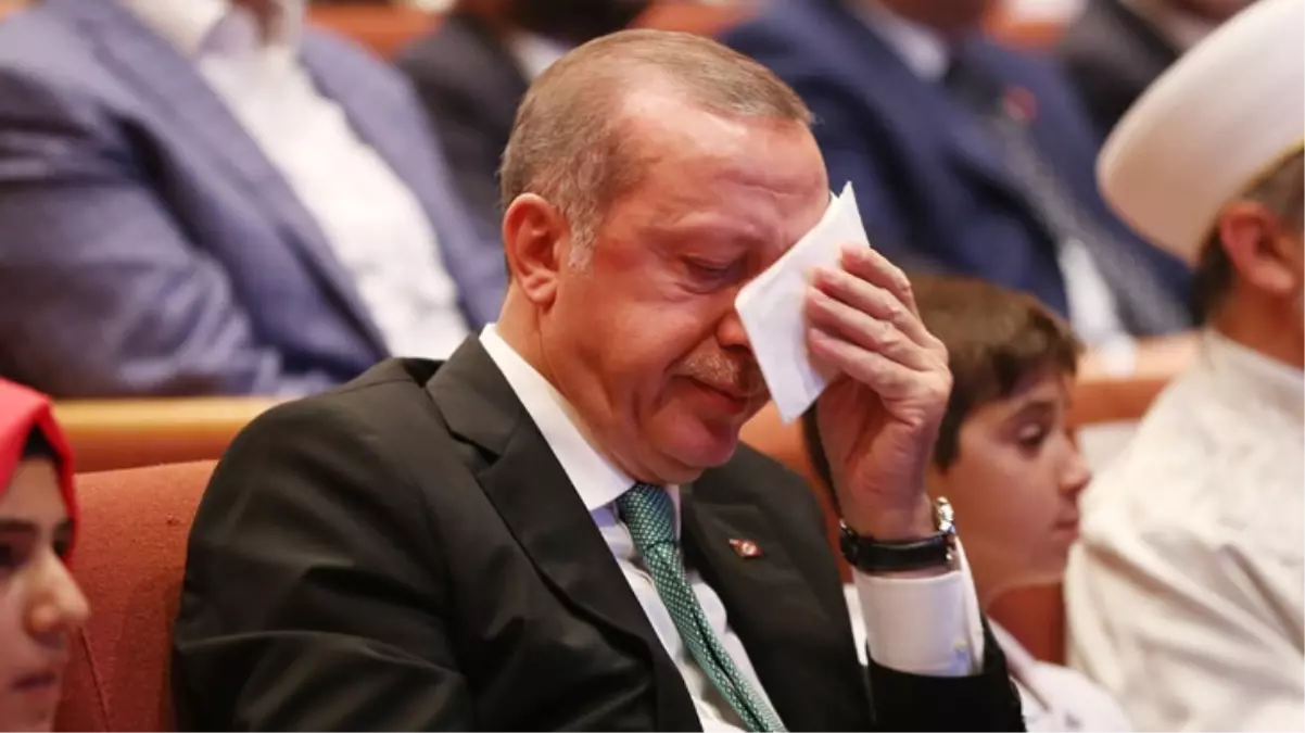 Cumhurbaşkanı Erdoğan\'ı ağlatan şiirin yazarı gözaltına alındı