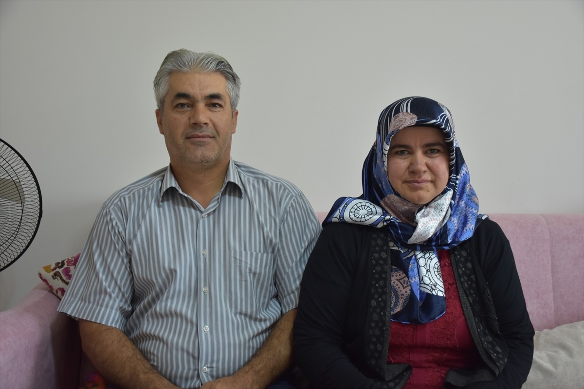 Karaman\'da 2 Kardeşe Koruyucu Aile Olan Çiftin Yaşamı Değişti