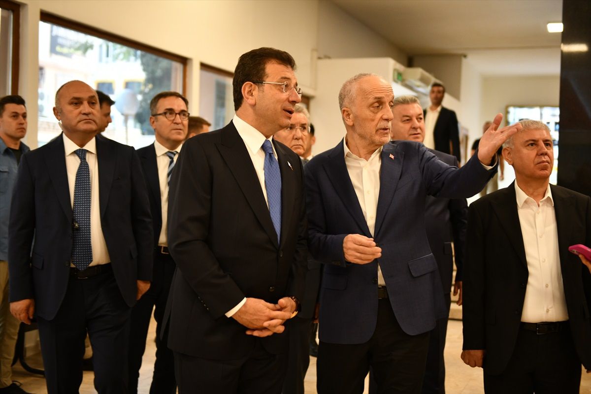 İmamoğlu, TÜRK-İŞ ve HAK-İŞ\'i ziyaret etti
