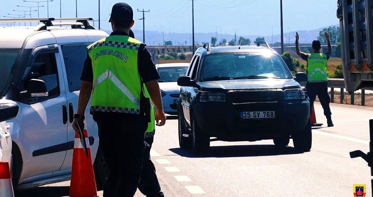 Sakarya\'da Jandarma Ekipleri 15 Günde 4 Bin 71 Devriye İcra Etti