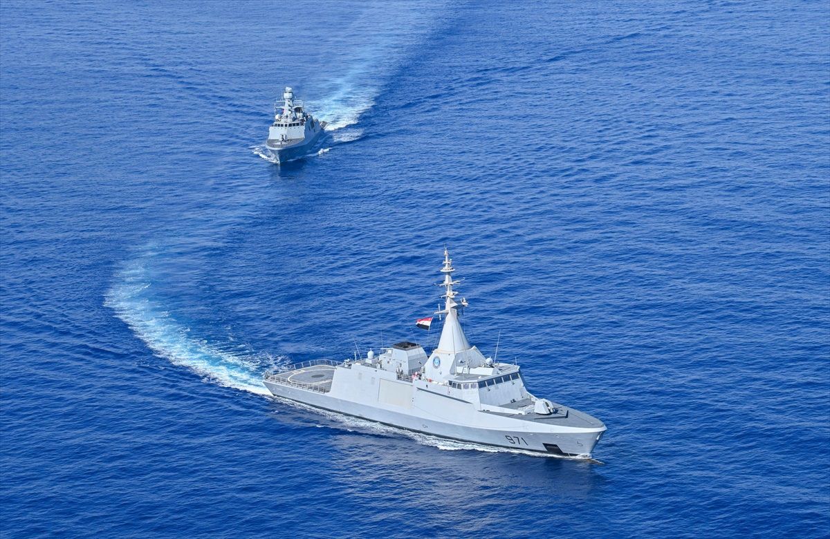 TCG Kınalıada korveti, Mısır Deniz Kuvvetlerine ait AL FATEH korveti ile geçiş eğitimleri yaptı