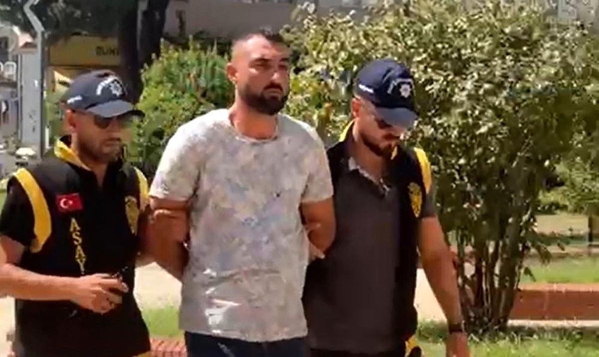 Kahvehanede çıkan kavgada bir kişi bıçaklanarak öldürüldü