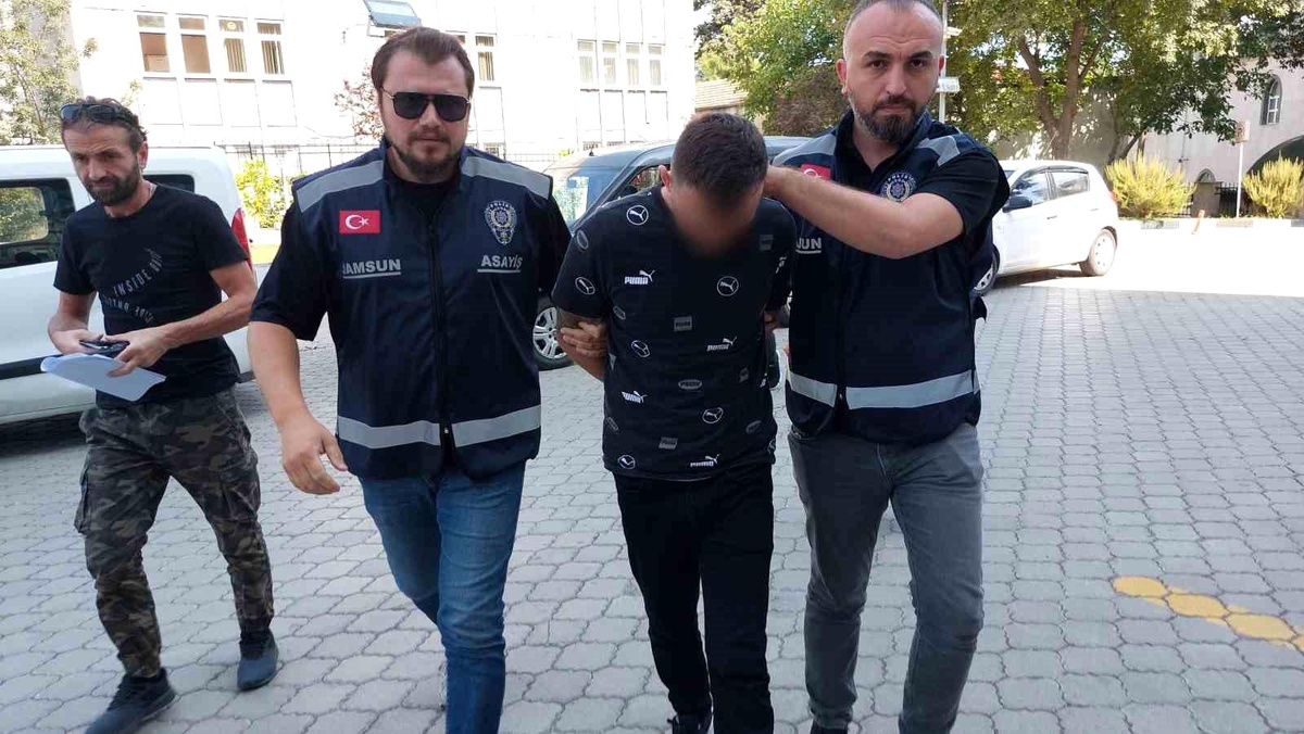 Samsun\'da Pompalı Tüfekle Öldürülen Kişinin Katili Kaçtı