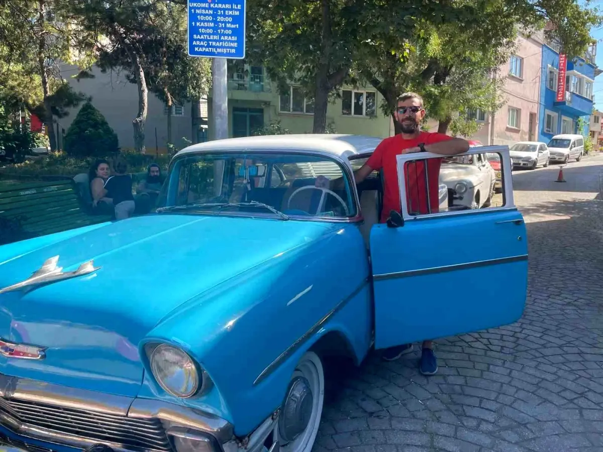 Eskişehir\'de Klasik Otomobil Koleksiyonu