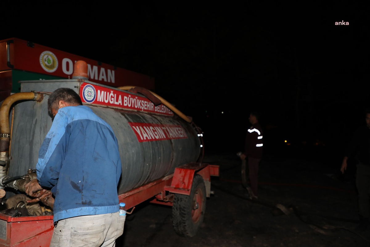 Muğla Büyükşehir Belediyesi, Kırsal Mahallelere İlk Müdahale Tankerleri Dağıttı