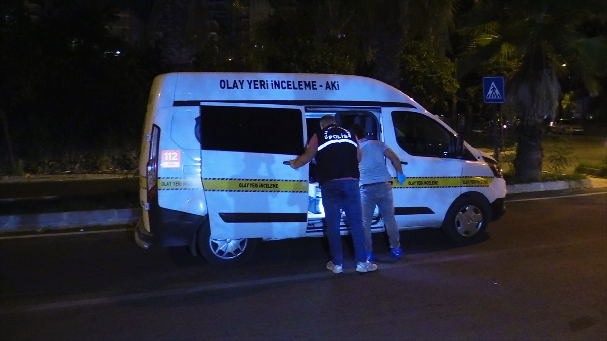 Adana\'da silahlı kavga: 1 kişi ağır yaralandı