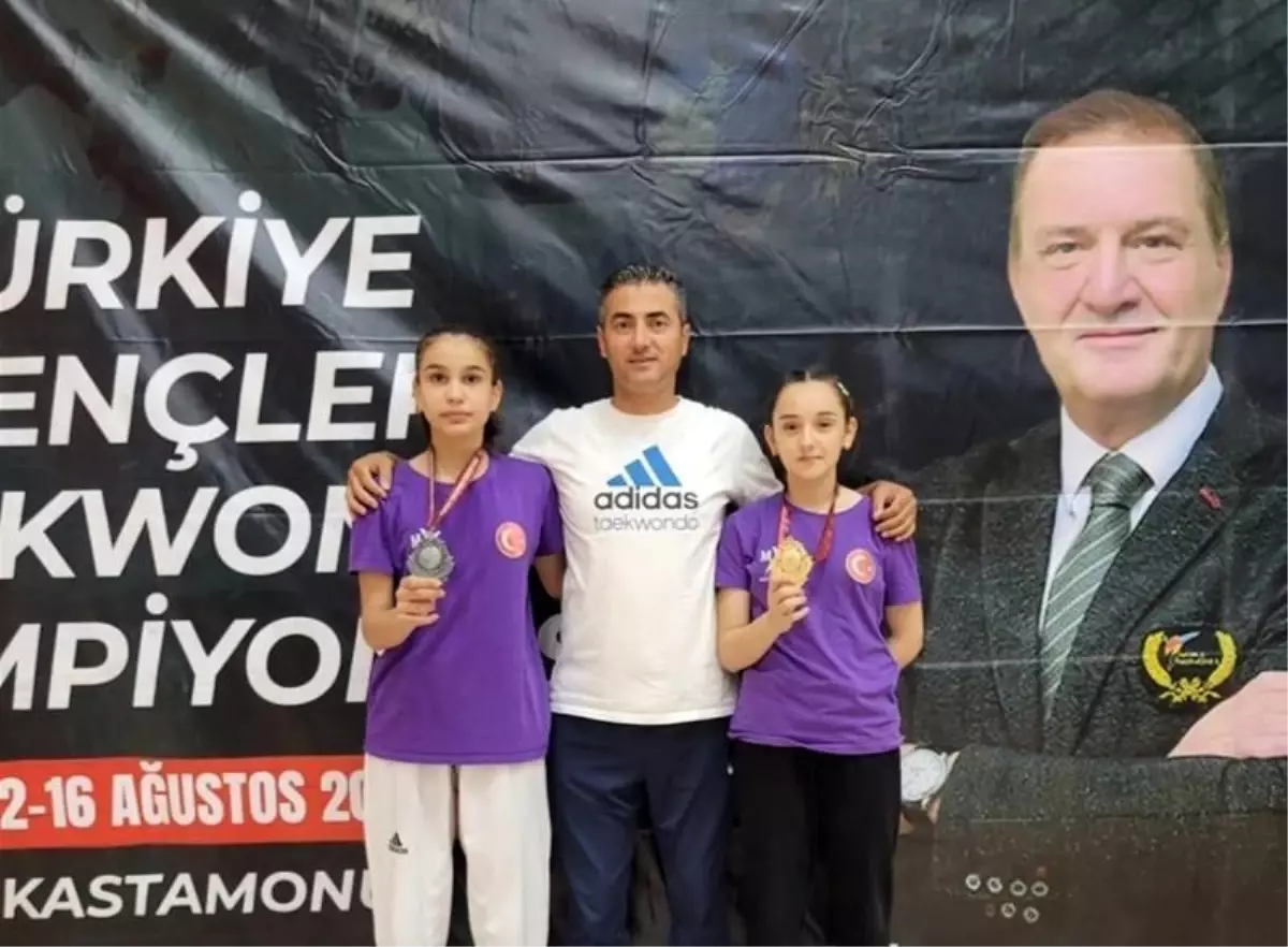 Düzceli Sporcular Gençler Türkiye Taekwondo Şampiyonasında 2 Madalya Kazandı