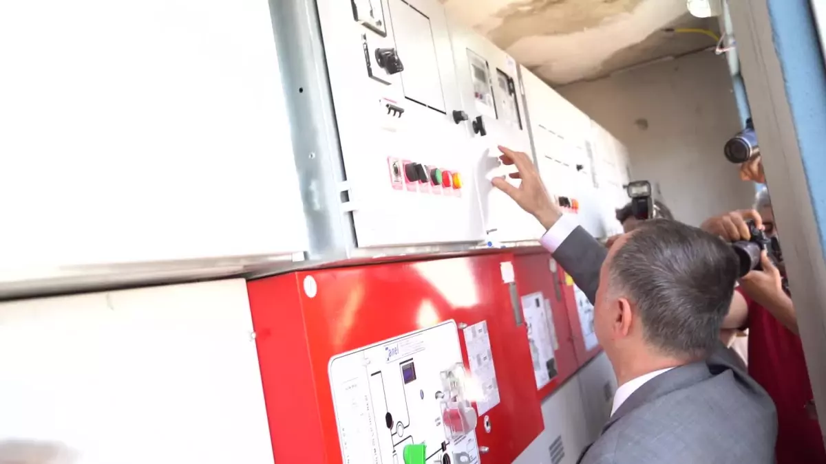 Yunusemre Belediyesi Güneş Enerji Santrali Açıldı