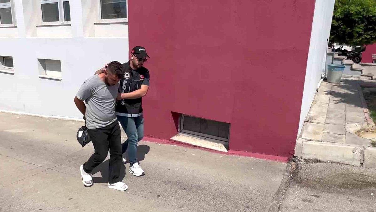 Adana\'da yapılan operasyonlarda çok miktarda uyuşturucu ele geçirildi