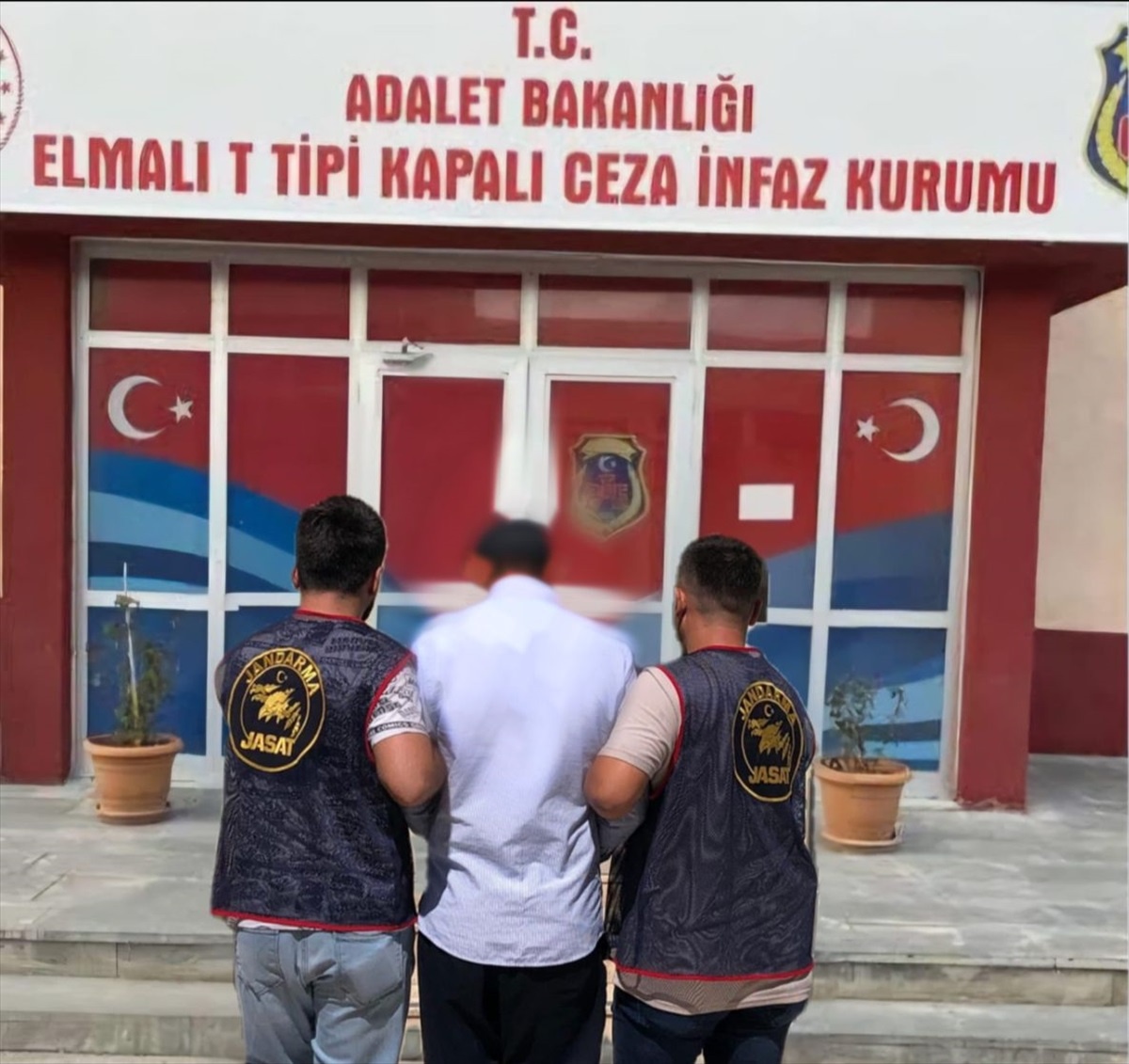 Kumluca\'da aranan firari hükümlü yakalandı