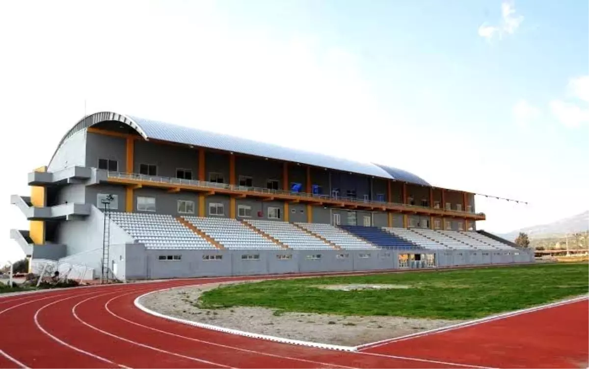 Binali Yıldırım Stadyumu 2. Lig standartlarına uygun hale getirilecek