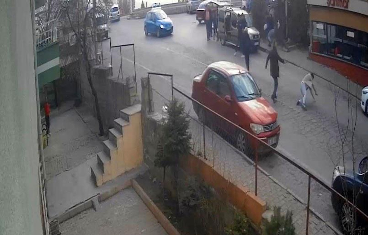 Kayseri\'de Eniştesini Silahla Vuran Katil Zanlısının Görüntüleri Ortaya Çıktı
