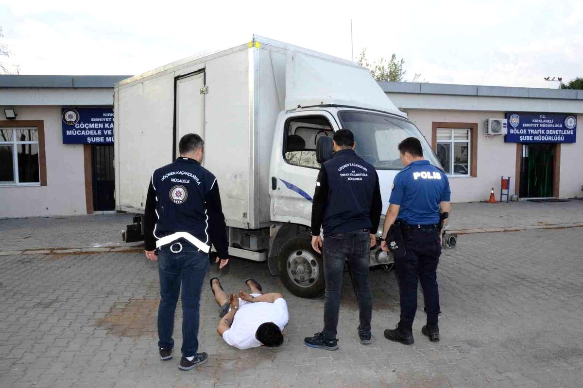 Kırklareli\'de kaçak göçmenler ve organizatör yakalandı