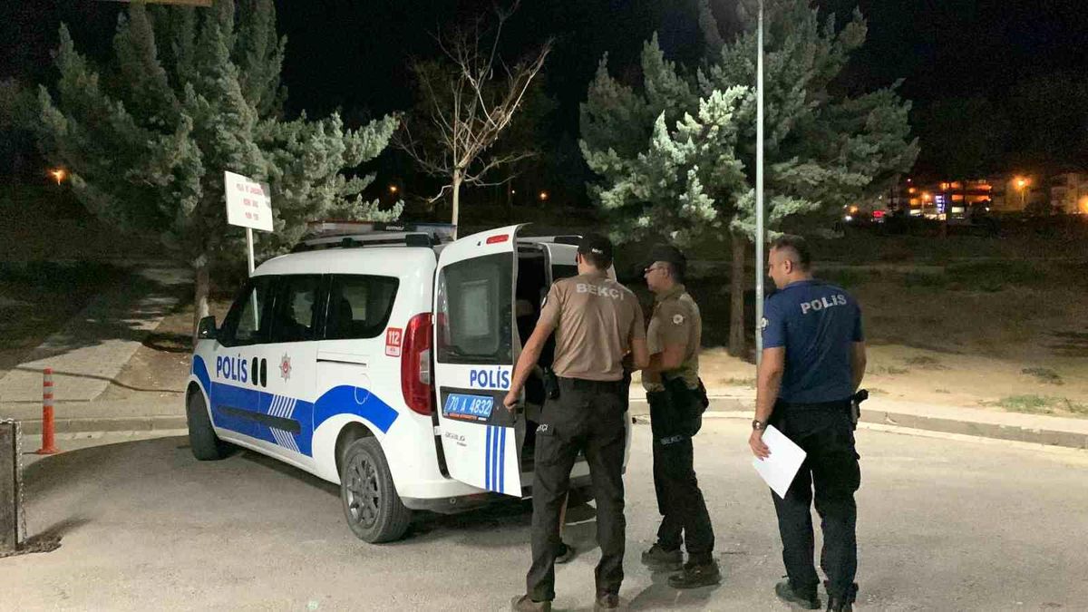 Karaman\'da Sahte Kimlikle Yakalanan Şahıs Hapis Cezasına Çarptırıldı
