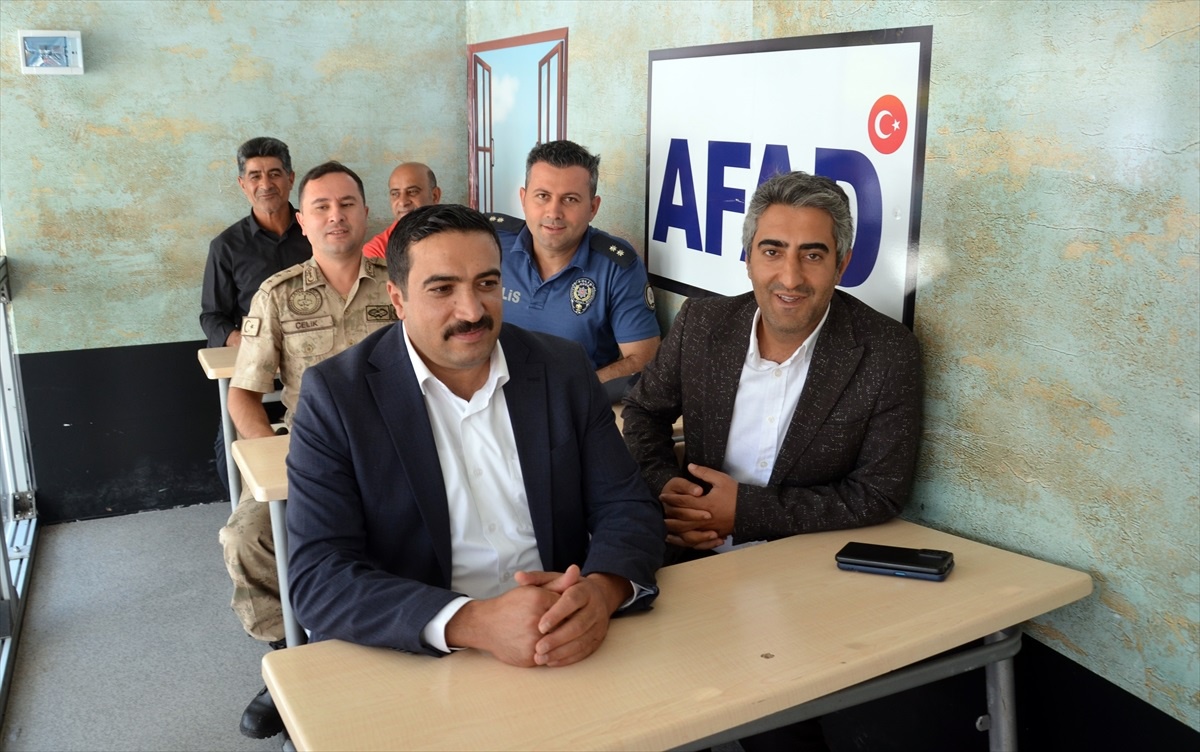 Sarıkamış\'ta deprem eğitimi verildi