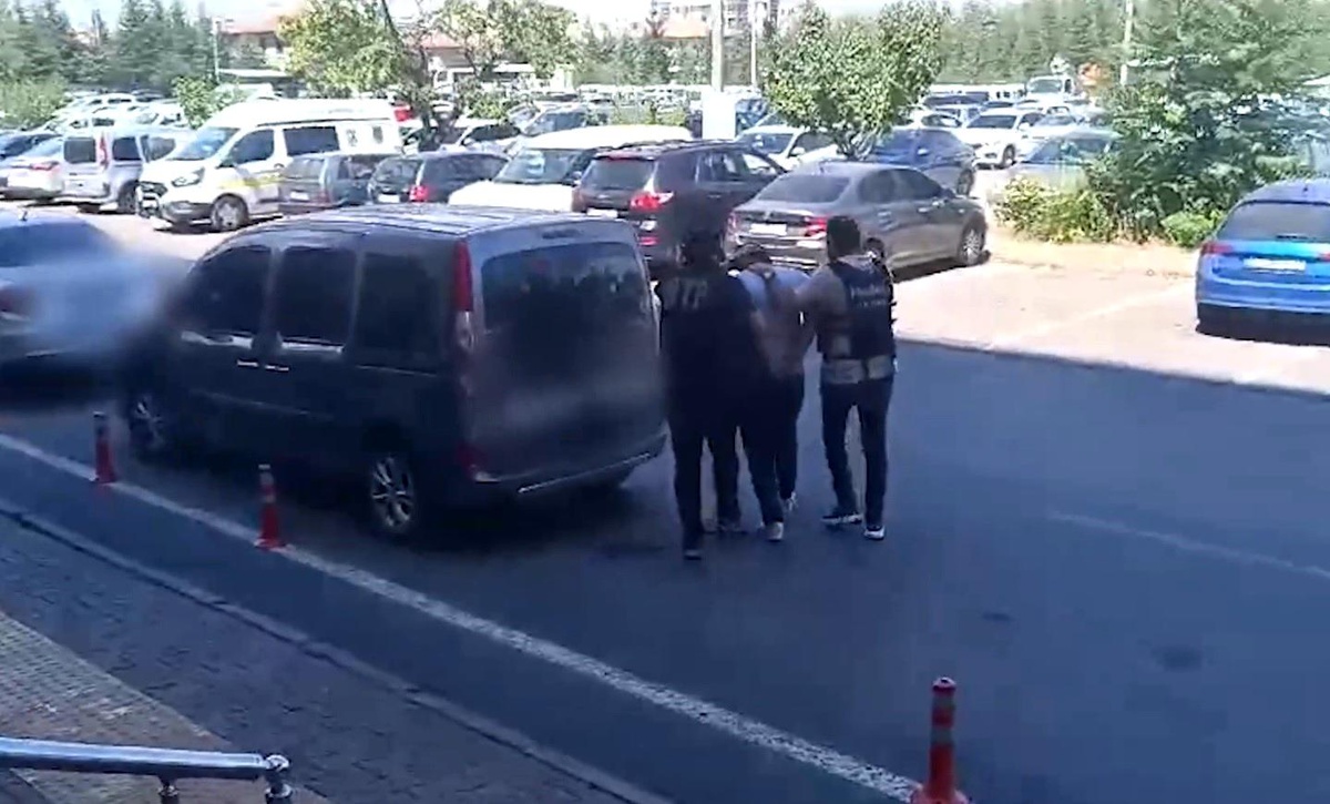 Kayseri\'de 32 Yıl Hapis Cezası Bulunan 2 Şüpheli Yakalandı