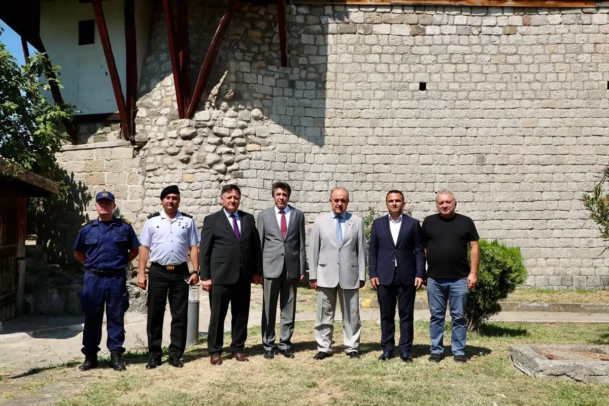 Ordu Valisi Muammer Erol, tarihi mekanlarda yapılan restorasyon ve kazı çalışmalarını inceledi