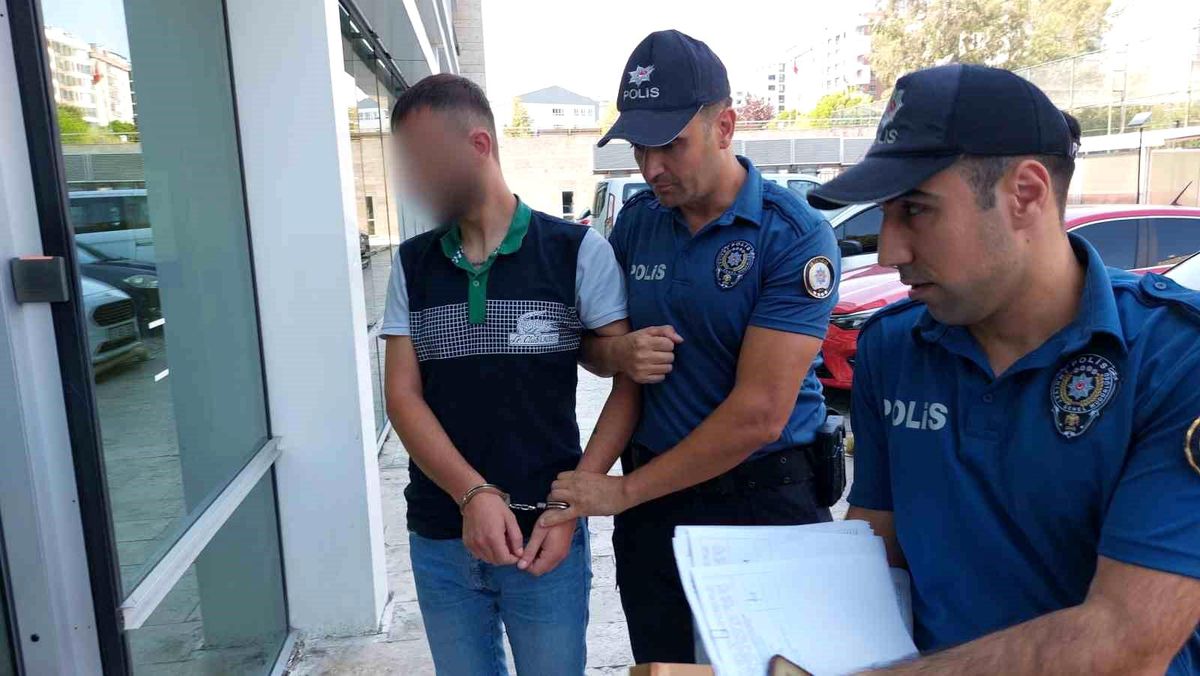 Samsun\'da tartıştığı arkadaşını bıçakla yaralayan şahıs gözaltına alındı