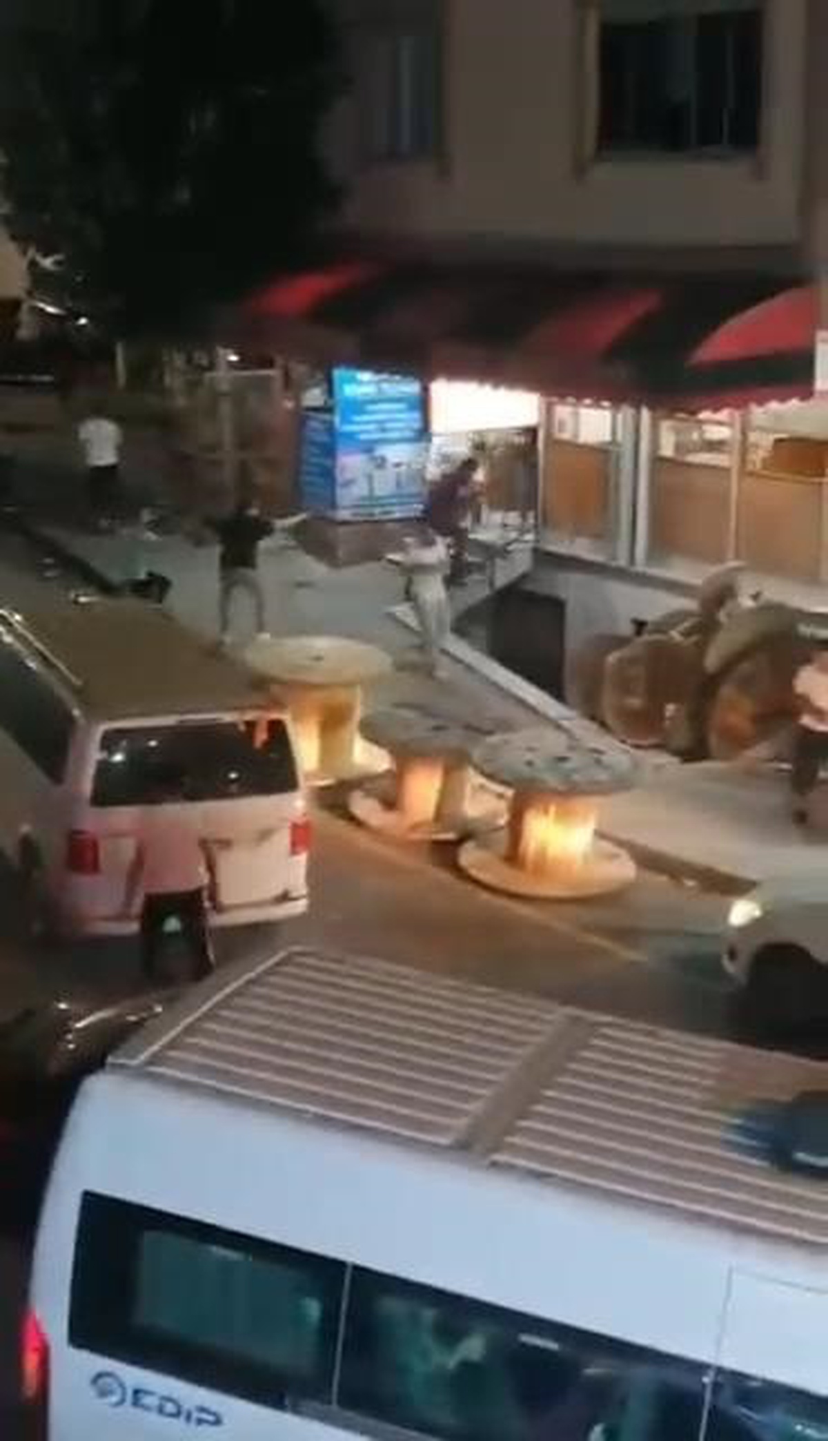 Arnavutköy\'de Alacak Verece Meselesi Tartışması Silahlı Saldırıya Dönüştü