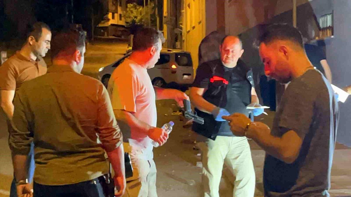 Eskişehir\'de asker eğlencesinde polis memuru darp edildi