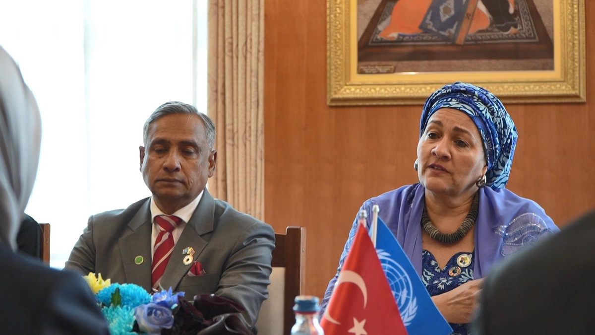 Bakan Göktaş, BM Genel Sekreter Vekili ile İsrail\'in Gazze\'ye yönelik saldırılarını görüştü