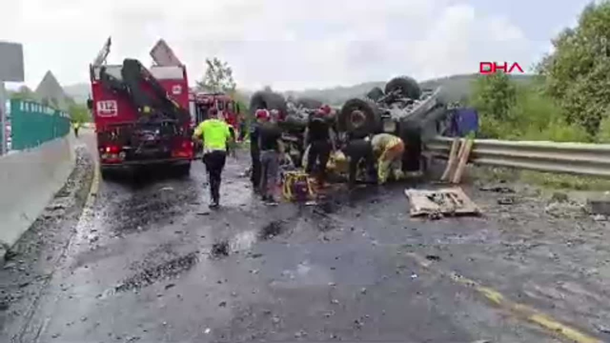 Bolu Dağı\'nda TIR Kazası: 2 Ölü, 2 Ağır Yaralı