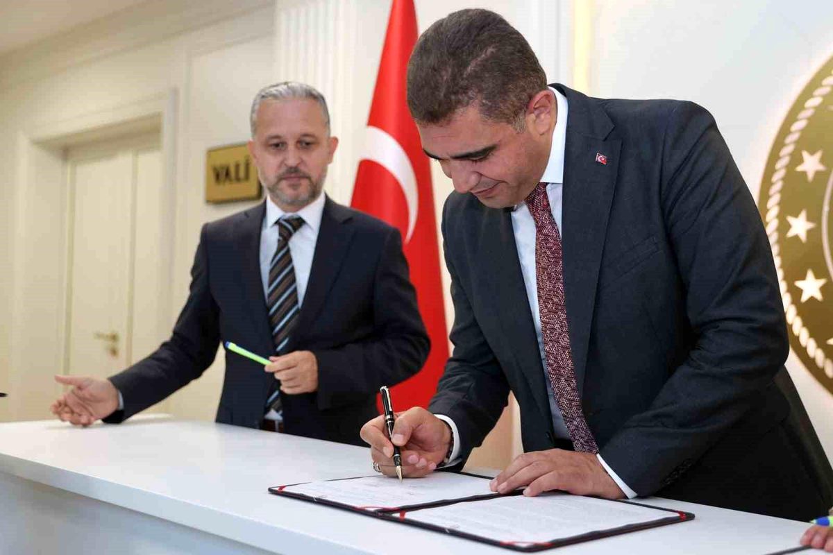 Düzce\'de Çok Disiplinli Çocuk ve Genç Ruh Sağlığı Merkezi için protokol imzalandı
