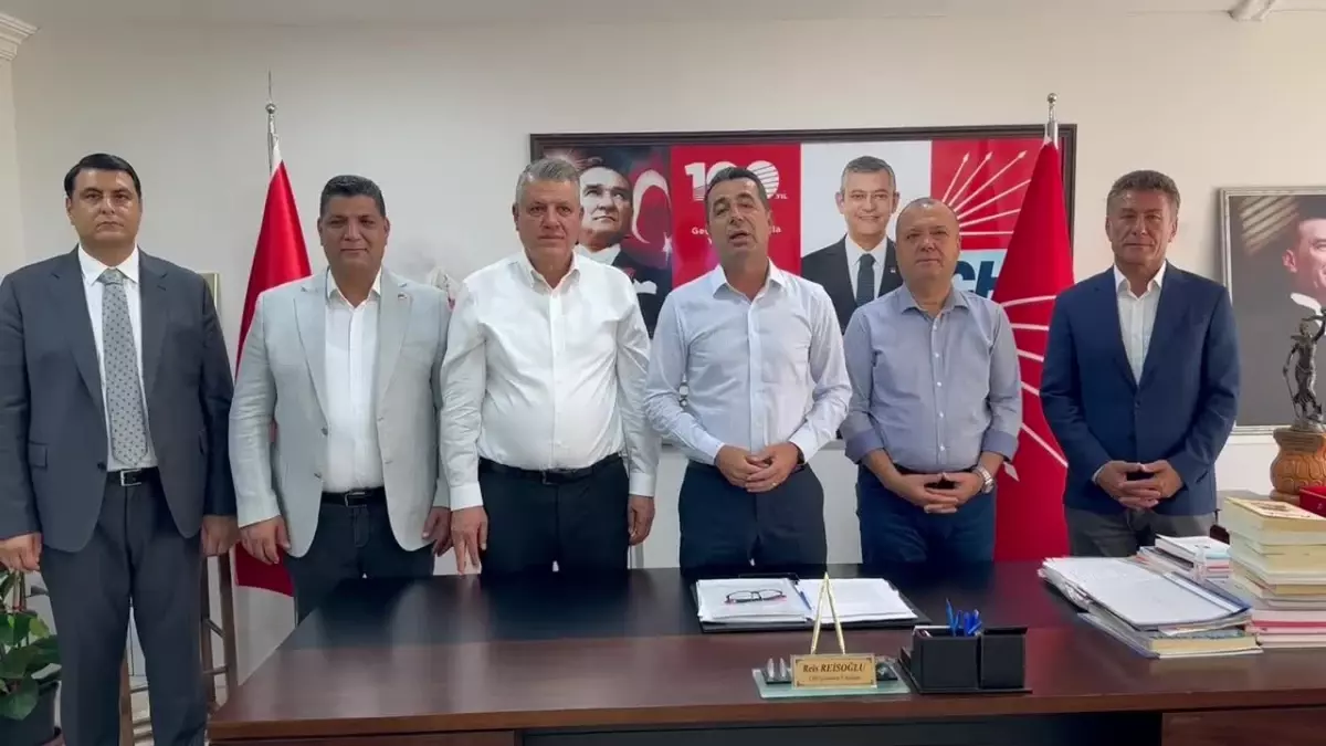 CHP Genel Başkan Yardımcısı Erhan Adem, Tarım ve Orman Bakanlığı\'nın yeni yönetmeliğini eleştirdi